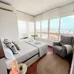 Beautiful Flat With Sea Views La Torre Apartman