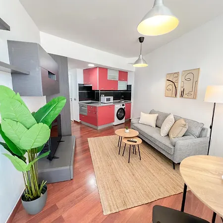 Beautiful Flat With Sea Views La Torre Торремолинос